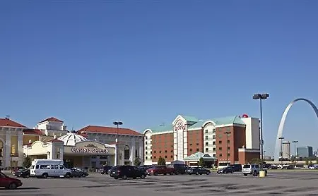 Casino Queen Hotel